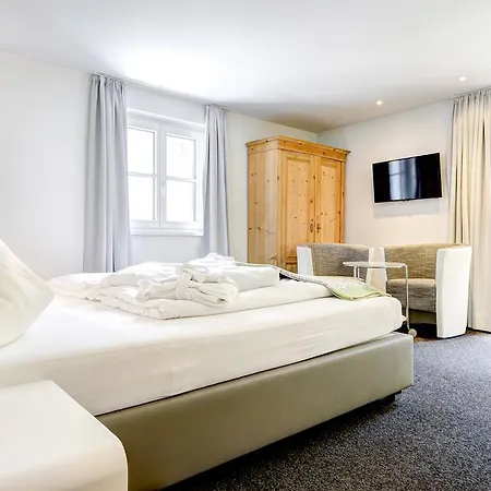 Hotel Luen *